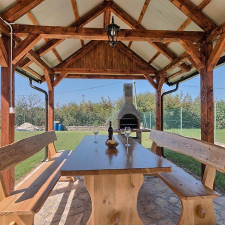 Jendrusa Apartment Фажана Екстер'єр фото