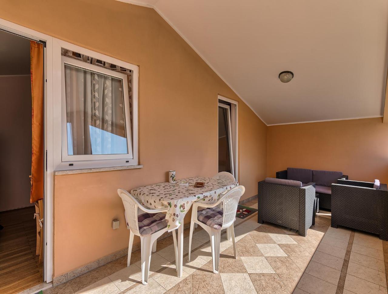 Jendrusa Apartment Фажана Екстер'єр фото