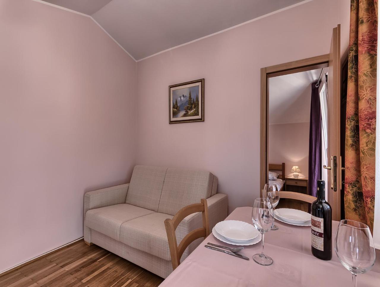 Jendrusa Apartment Фажана Екстер'єр фото